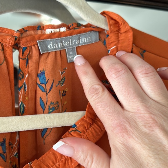 Daniel Rainn orange floral top XL - Picture 6 of 9